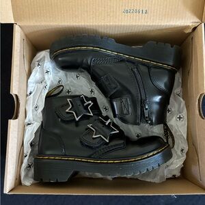 Dr Martens Devon Bex Leather Platform Ankle Boots